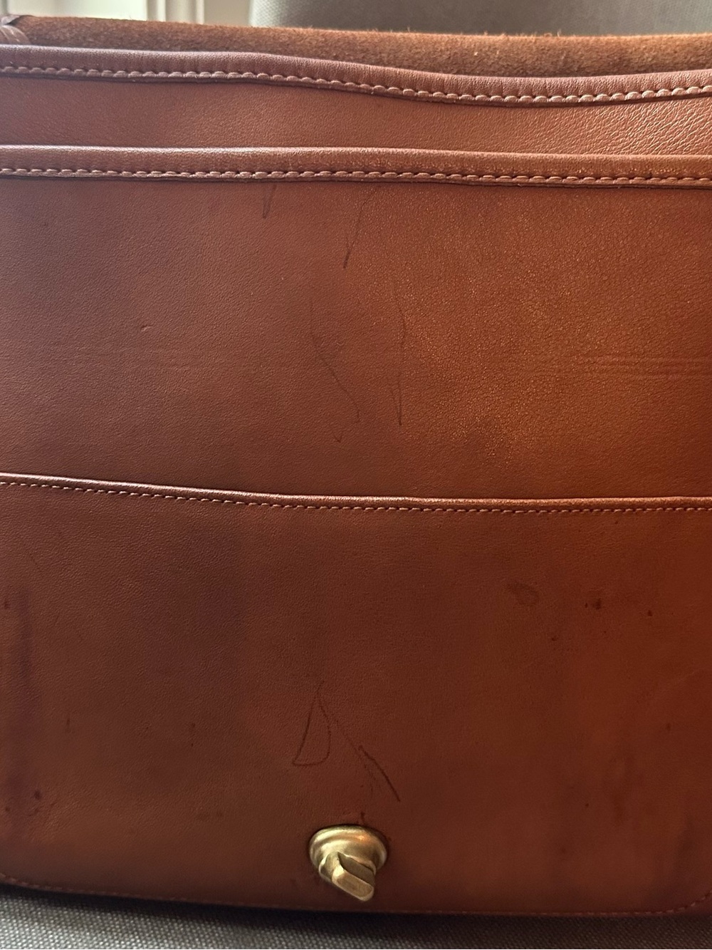 Vintage coach stewardess bag. British tan. Hand painted. - Picture 13 of 13